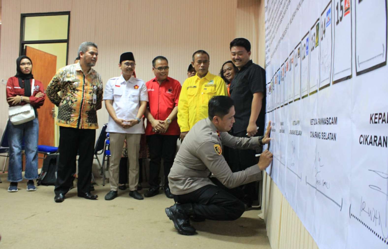 Pastikan Kampanye Kondusif, Kecamatan Cikarang Selatan Gelar Deklarasi ...